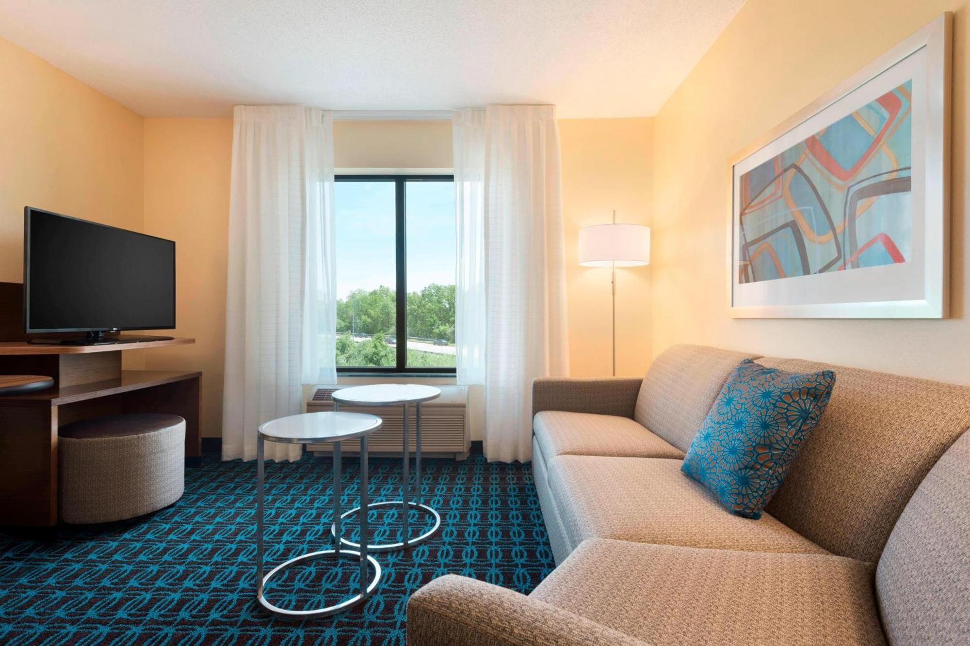 Fairfield Inn & Suites Hartford Manchester Bagian luar foto
